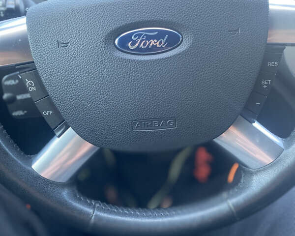 Серый Форд Куга, объемом двигателя 2.52 л и пробегом 130 тыс. км за 11500 $, фото 14 на Automoto.ua