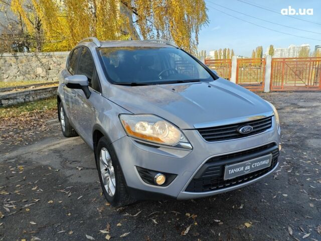Форд Куга 2011 в Киеве на Automoto.ua Серый Форд Куга, объемом двигателя 0 л и пробегом 183 тыс. км за 10500 $, фото 1 на Automoto.ua