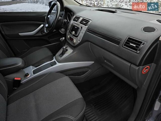 Серый Форд Куга, объемом двигателя 2 л и пробегом 250 тыс. км за 10999 $, фото 18 на Automoto.ua