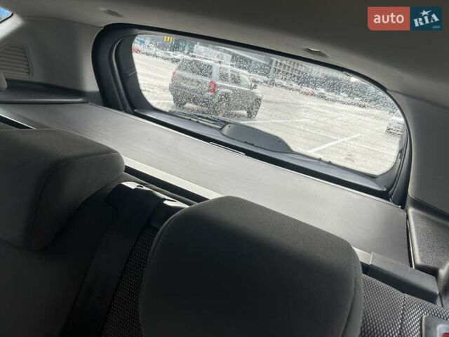 Сірий Форд Куга, об'ємом двигуна 2 л та пробігом 187 тис. км за 11000 $, фото 41 на Automoto.ua