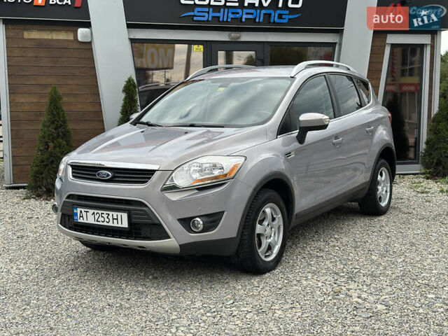Сірий Форд Куга, об'ємом двигуна 2 л та пробігом 165 тис. км за 9900 $, фото 1 на Automoto.ua