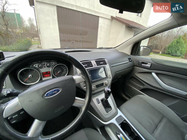 Сірий Форд Куга, об'ємом двигуна 2 л та пробігом 210 тис. км за 12100 $, фото 8 на Automoto.ua