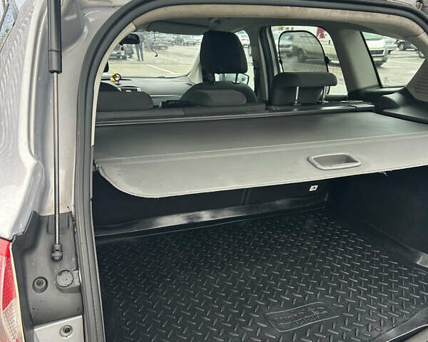 Сірий Форд Куга, об'ємом двигуна 2 л та пробігом 187 тис. км за 11000 $, фото 17 на Automoto.ua