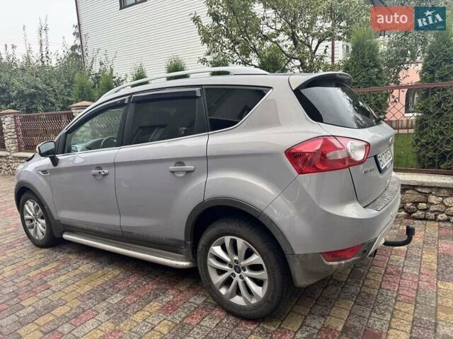 Форд Куга 2011 в Тернополе на Automoto.ua Серый Форд Куга, объемом двигателя 2 л и пробегом 252 тыс. км за 11000 $, фото 1 на Automoto.ua