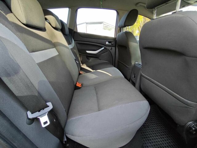 Серый Форд Куга, объемом двигателя 2 л и пробегом 286 тыс. км за 9500 $, фото 18 на Automoto.ua