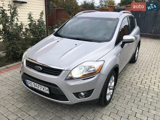 Сірий Форд Куга, об'ємом двигуна 2 л та пробігом 142 тис. км за 10300 $, фото 16 на Automoto.ua