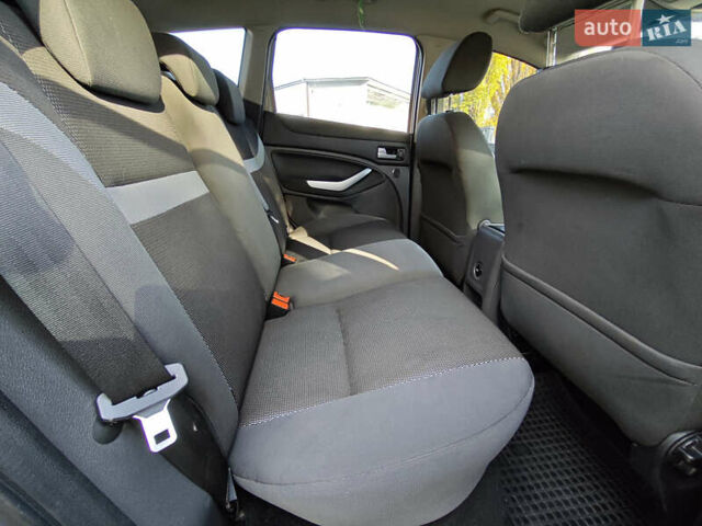 Форд Куга 2011 в Киеве на Automoto.ua Серый Форд Куга, объемом двигателя 2 л и пробегом 183 тыс. км за 10500 $, фото 18 на Automoto.ua