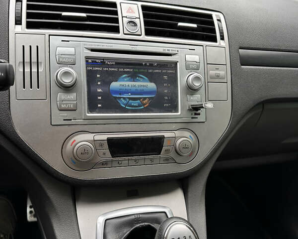 Форд Куга 2011 в Черкассах на Automoto.ua Серый Форд Куга, объемом двигателя 2 л и пробегом 84 тыс. км за 12900 $, фото 2 на Automoto.ua