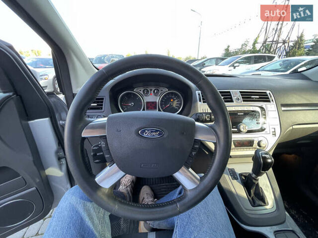Сірий Форд Куга, об'ємом двигуна 2 л та пробігом 202 тис. км за 9500 $, фото 5 на Automoto.ua