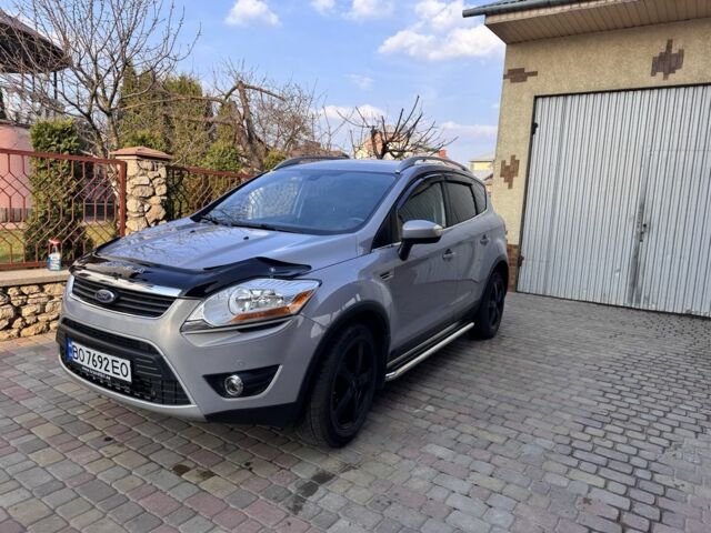 Форд Куга 2011 в Тернополе на Automoto.ua Серый Форд Куга, объемом двигателя 2 л и пробегом 220 тыс. км за 11000 $, фото 1 на Automoto.ua