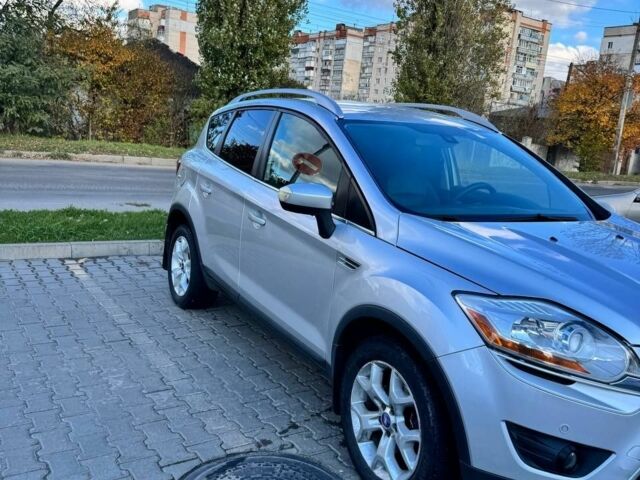 Серый Форд Куга, объемом двигателя 2 л и пробегом 198 тыс. км за 10500 $, фото 6 на Automoto.ua