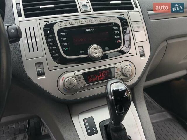 Сірий Форд Куга, об'ємом двигуна 2 л та пробігом 142 тис. км за 10300 $, фото 43 на Automoto.ua
