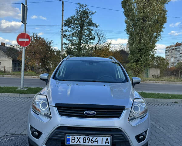 Серый Форд Куга, объемом двигателя 2 л и пробегом 198 тыс. км за 9500 $, фото 5 на Automoto.ua