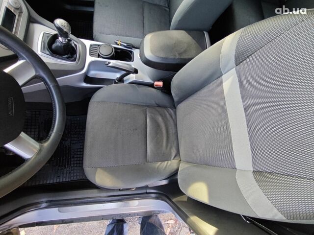 Форд Куга 2011 в Киеве на Automoto.ua Серый Форд Куга, объемом двигателя 0 л и пробегом 183 тыс. км за 10500 $, фото 9 на Automoto.ua