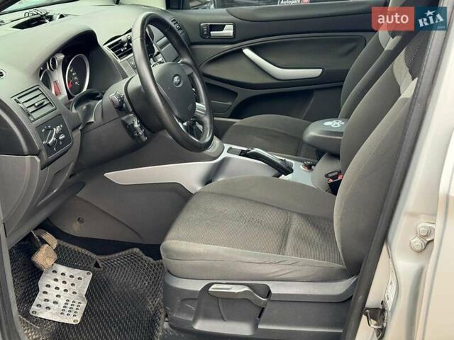 Серый Форд Куга, объемом двигателя 2.5 л и пробегом 189 тыс. км за 11490 $, фото 14 на Automoto.ua