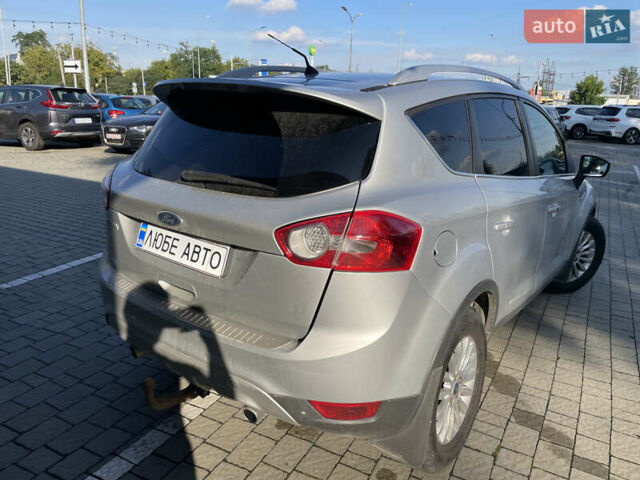Сірий Форд Куга, об'ємом двигуна 2 л та пробігом 202 тис. км за 9500 $, фото 2 на Automoto.ua