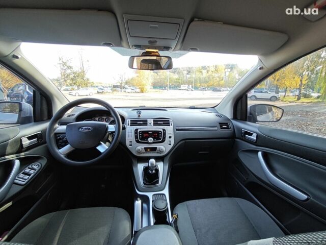 Форд Куга 2011 в Киеве на Automoto.ua Серый Форд Куга, объемом двигателя 0 л и пробегом 183 тыс. км за 10500 $, фото 14 на Automoto.ua