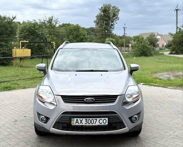 Сірий Форд Куга, об'ємом двигуна 2 л та пробігом 280 тис. км за 10000 $, фото 6 на Automoto.ua