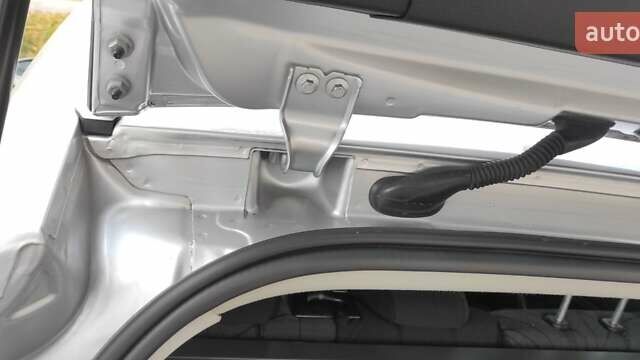 Форд Куга 2011 в Виннице на Automoto.ua Серый Форд Куга, объемом двигателя 2 л и пробегом 124 тыс. км за 10800 $, фото 19 на Automoto.ua