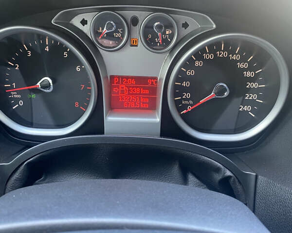 Серый Форд Куга, объемом двигателя 2.52 л и пробегом 130 тыс. км за 11500 $, фото 15 на Automoto.ua