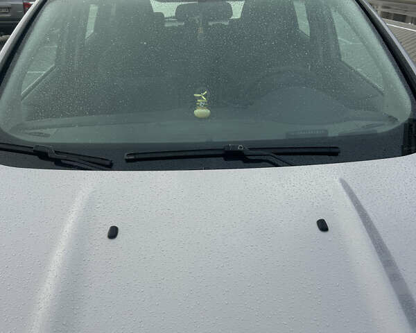 Сірий Форд Куга, об'ємом двигуна 2 л та пробігом 187 тис. км за 11000 $, фото 12 на Automoto.ua