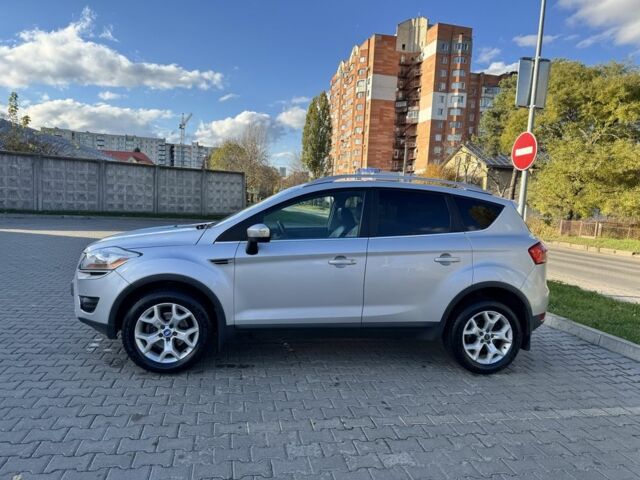 Серый Форд Куга, объемом двигателя 2 л и пробегом 200 тыс. км за 9800 $, фото 7 на Automoto.ua