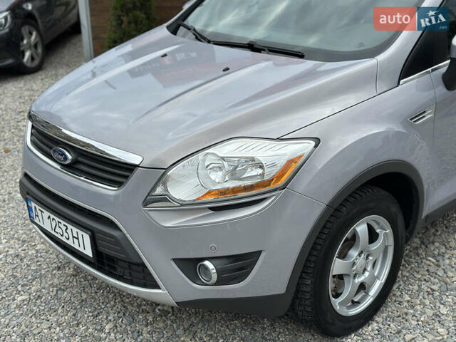 Сірий Форд Куга, об'ємом двигуна 2 л та пробігом 165 тис. км за 9900 $, фото 3 на Automoto.ua