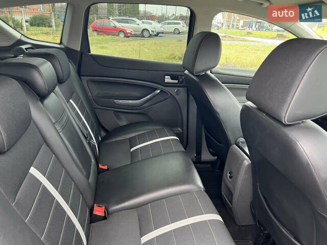 Серый Форд Куга, объемом двигателя 2 л и пробегом 180 тыс. км за 10900 $, фото 44 на Automoto.ua