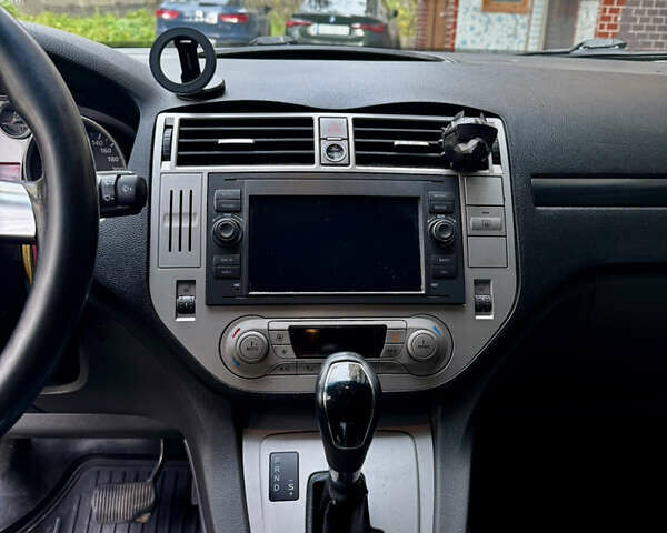 Серый Форд Куга, объемом двигателя 2.52 л и пробегом 235 тыс. км за 8600 $, фото 20 на Automoto.ua