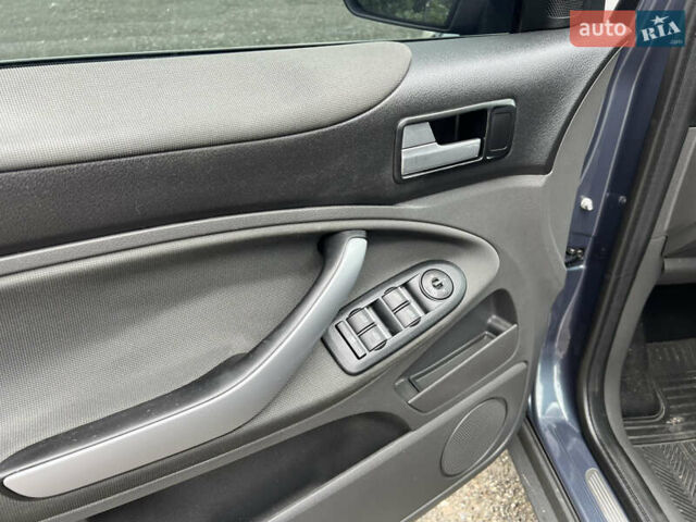 Сірий Форд Куга, об'ємом двигуна 2 л та пробігом 218 тис. км за 11200 $, фото 12 на Automoto.ua