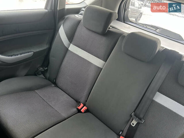 Сірий Форд Куга, об'ємом двигуна 2 л та пробігом 187 тис. км за 11000 $, фото 46 на Automoto.ua