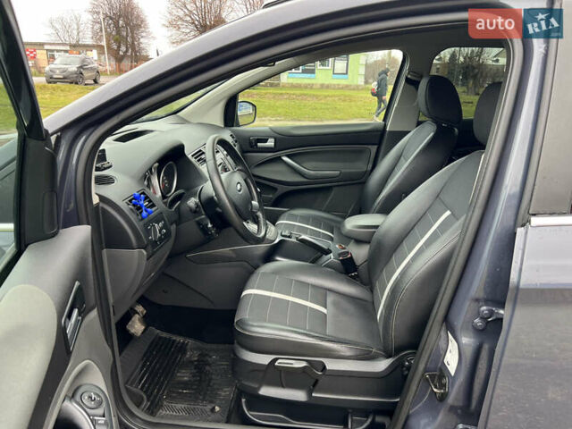 Серый Форд Куга, объемом двигателя 2 л и пробегом 180 тыс. км за 10900 $, фото 21 на Automoto.ua