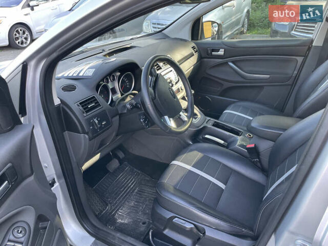 Сірий Форд Куга, об'ємом двигуна 2 л та пробігом 202 тис. км за 9500 $, фото 3 на Automoto.ua