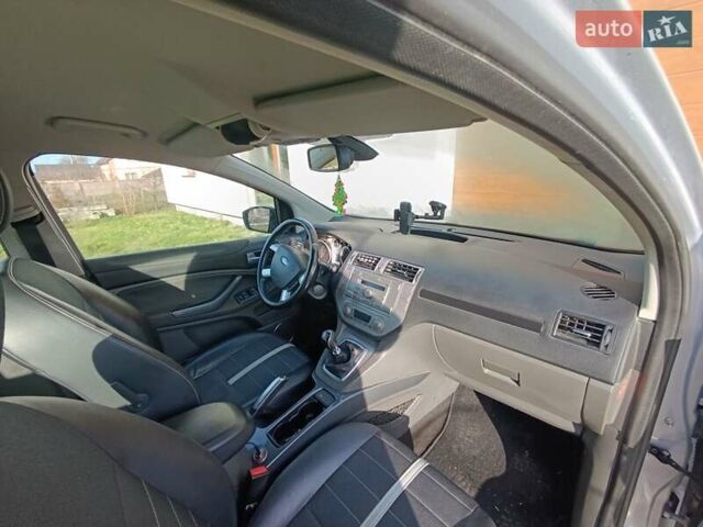 Серый Форд Куга, объемом двигателя 2 л и пробегом 270 тыс. км за 12000 $, фото 10 на Automoto.ua