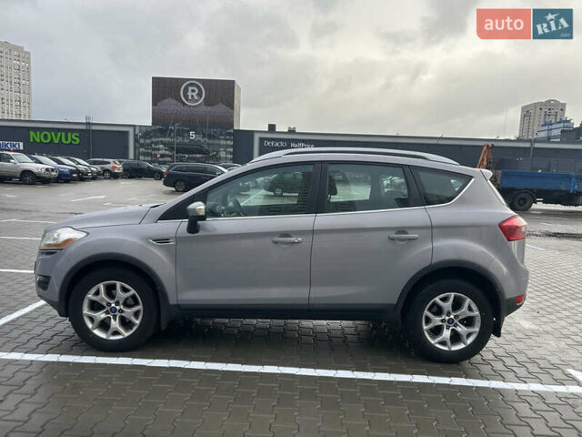 Сірий Форд Куга, об'ємом двигуна 2 л та пробігом 187 тис. км за 11000 $, фото 4 на Automoto.ua