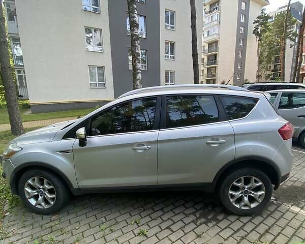 Сірий Форд Куга, об'ємом двигуна 2 л та пробігом 165 тис. км за 10500 $, фото 1 на Automoto.ua