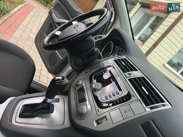 Сірий Форд Куга, об'ємом двигуна 2 л та пробігом 142 тис. км за 10300 $, фото 102 на Automoto.ua