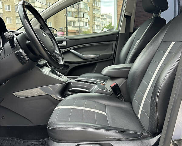 Сірий Форд Куга, об'ємом двигуна 2 л та пробігом 165 тис. км за 9900 $, фото 12 на Automoto.ua