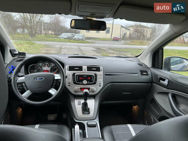 Серый Форд Куга, объемом двигателя 2 л и пробегом 180 тыс. км за 10900 $, фото 32 на Automoto.ua