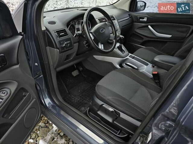 Серый Форд Куга, объемом двигателя 2 л и пробегом 250 тыс. км за 10999 $, фото 12 на Automoto.ua