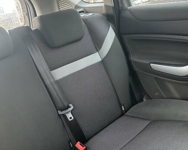 Сірий Форд Куга, об'ємом двигуна 2 л та пробігом 187 тис. км за 11000 $, фото 47 на Automoto.ua