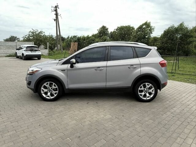 Серый Форд Куга, объемом двигателя 2 л и пробегом 280 тыс. км за 10000 $, фото 5 на Automoto.ua