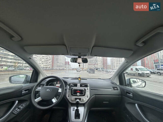 Сірий Форд Куга, об'ємом двигуна 2 л та пробігом 187 тис. км за 11000 $, фото 43 на Automoto.ua