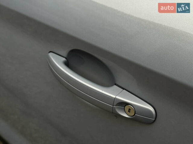 Серый Форд Куга, объемом двигателя 2 л и пробегом 182 тыс. км за 9250 $, фото 17 на Automoto.ua