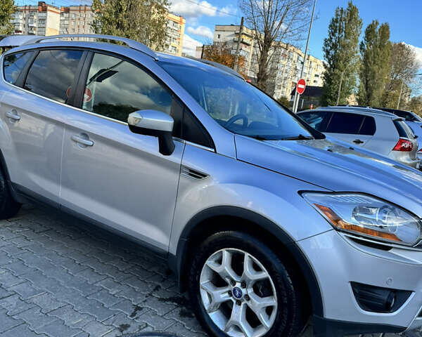 Серый Форд Куга, объемом двигателя 2 л и пробегом 198 тыс. км за 9500 $, фото 11 на Automoto.ua