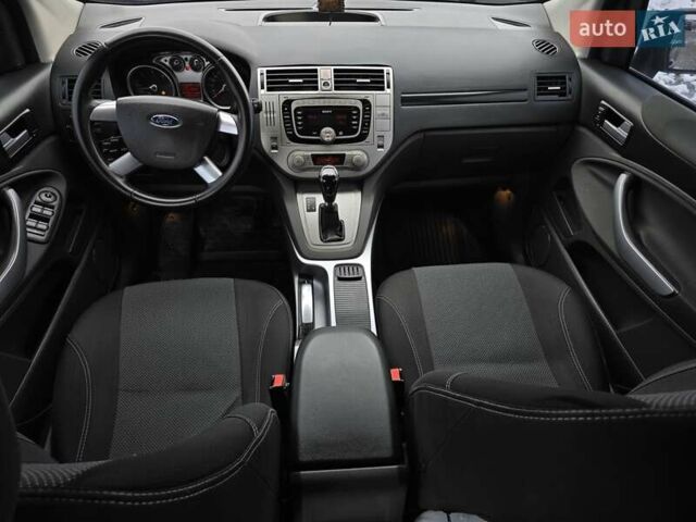 Серый Форд Куга, объемом двигателя 2 л и пробегом 250 тыс. км за 10999 $, фото 14 на Automoto.ua