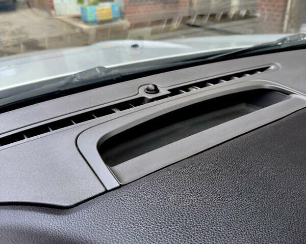 Серый Форд Куга, объемом двигателя 2.52 л и пробегом 235 тыс. км за 8600 $, фото 25 на Automoto.ua