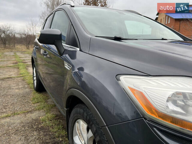 Серый Форд Куга, объемом двигателя 2 л и пробегом 180 тыс. км за 10900 $, фото 17 на Automoto.ua