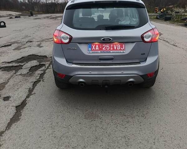 Серый Форд Куга, объемом двигателя 2 л и пробегом 270 тыс. км за 12000 $, фото 1 на Automoto.ua