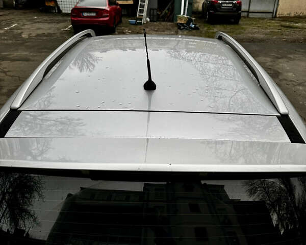 Серый Форд Куга, объемом двигателя 2.52 л и пробегом 235 тыс. км за 8600 $, фото 12 на Automoto.ua